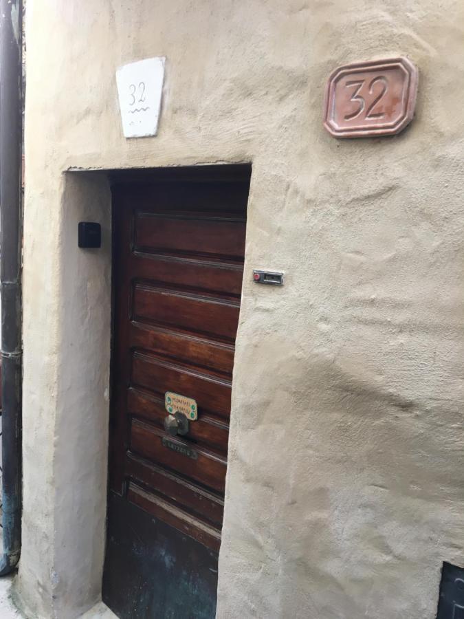 House In The Medieval Village Apricale Buitenkant foto