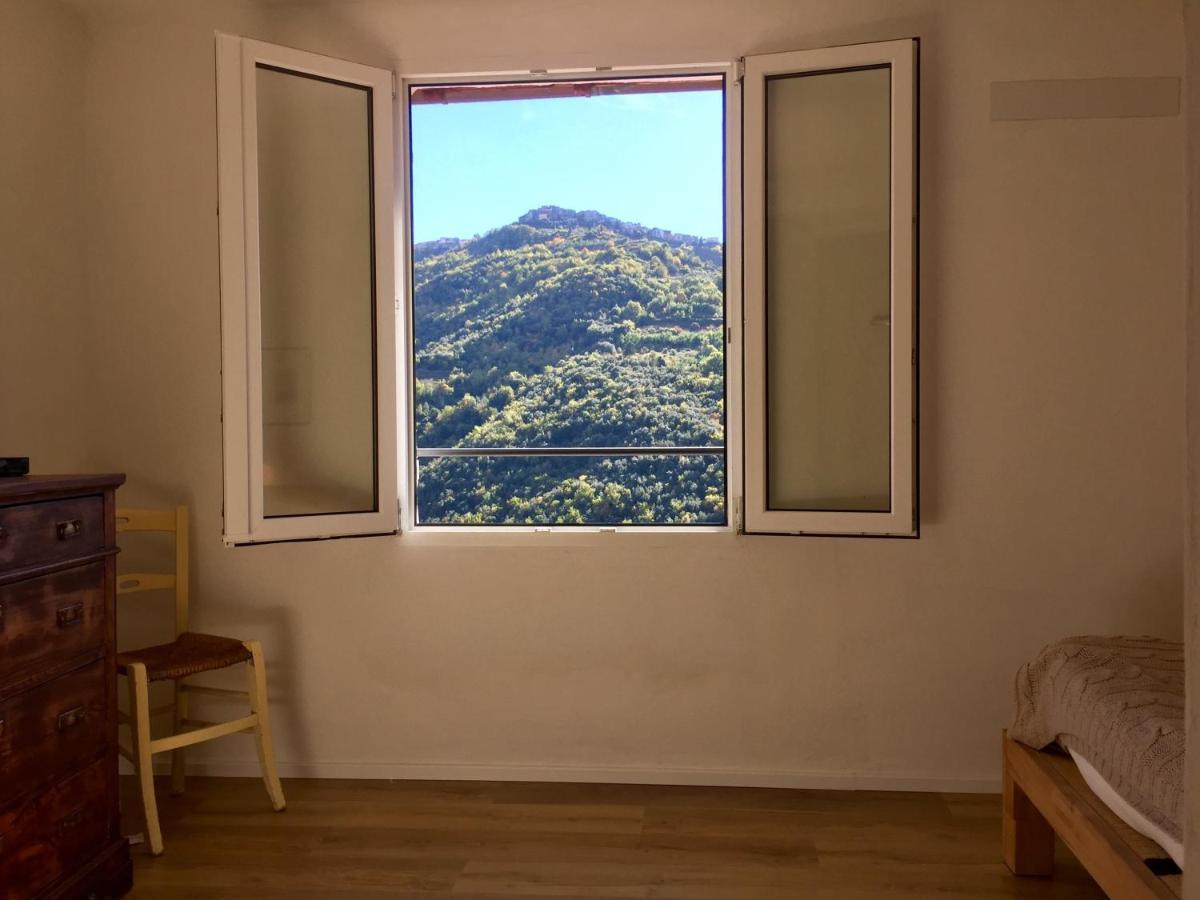 House In The Medieval Village Apricale Buitenkant foto